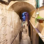 H11 La Terrazza Sul Mare - * San Remo